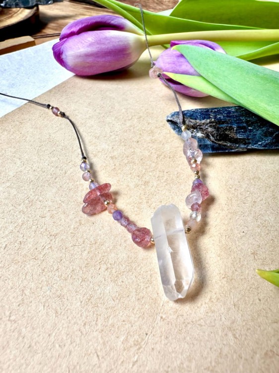 Naszyjnik amulet kwarc kryształ górski