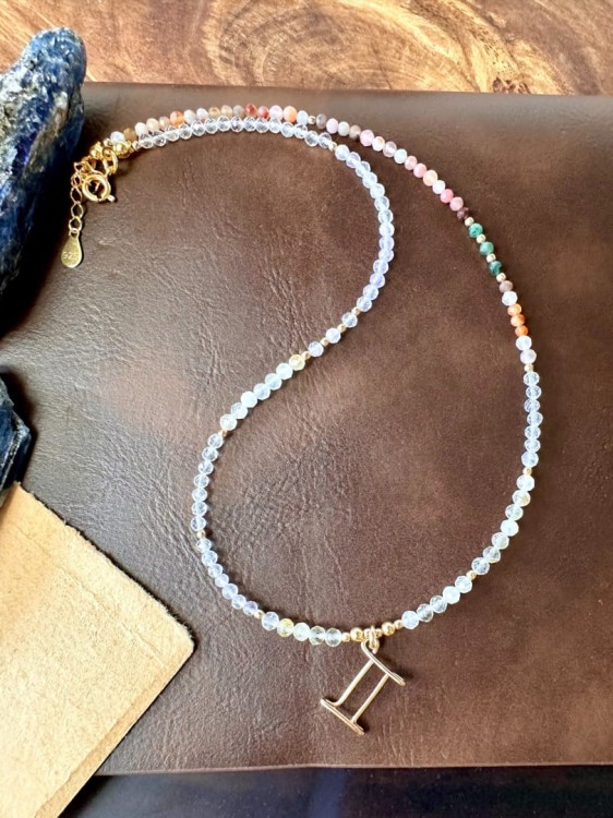 Naszyjnik z kamieniami znak zodiaku bliźnięta