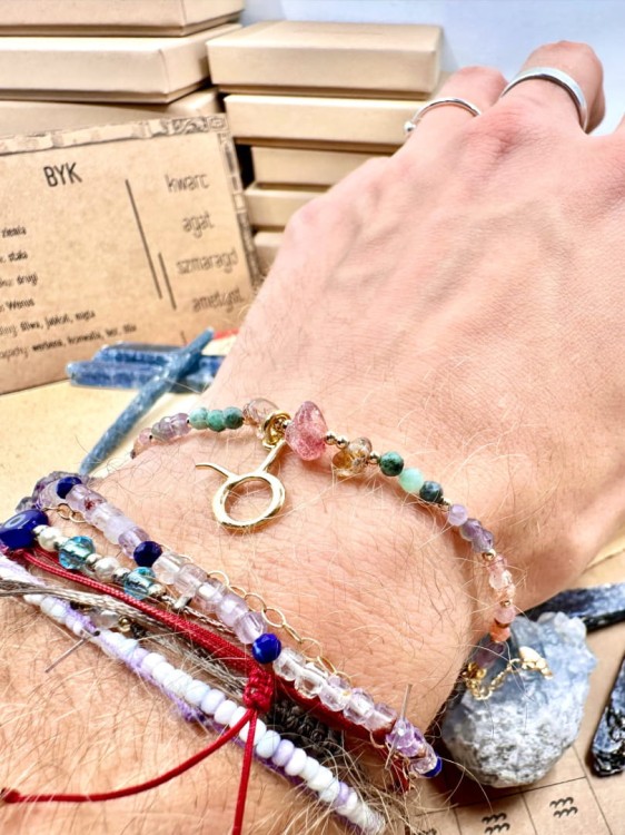 Bransoletka z kamieniami znak zodiaku byk